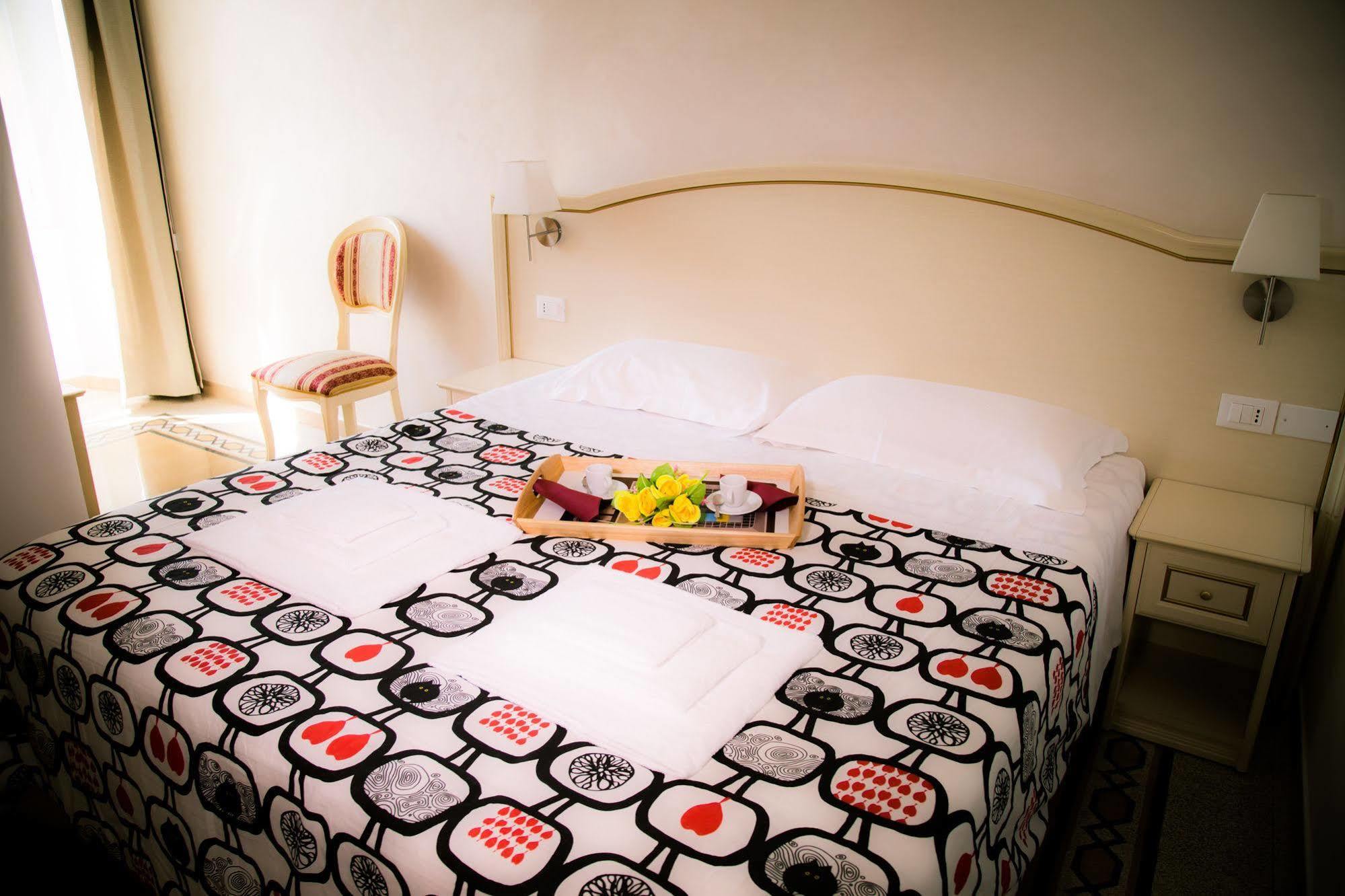 רומא St. Peter Central Rooms B&B מראה חיצוני תמונה